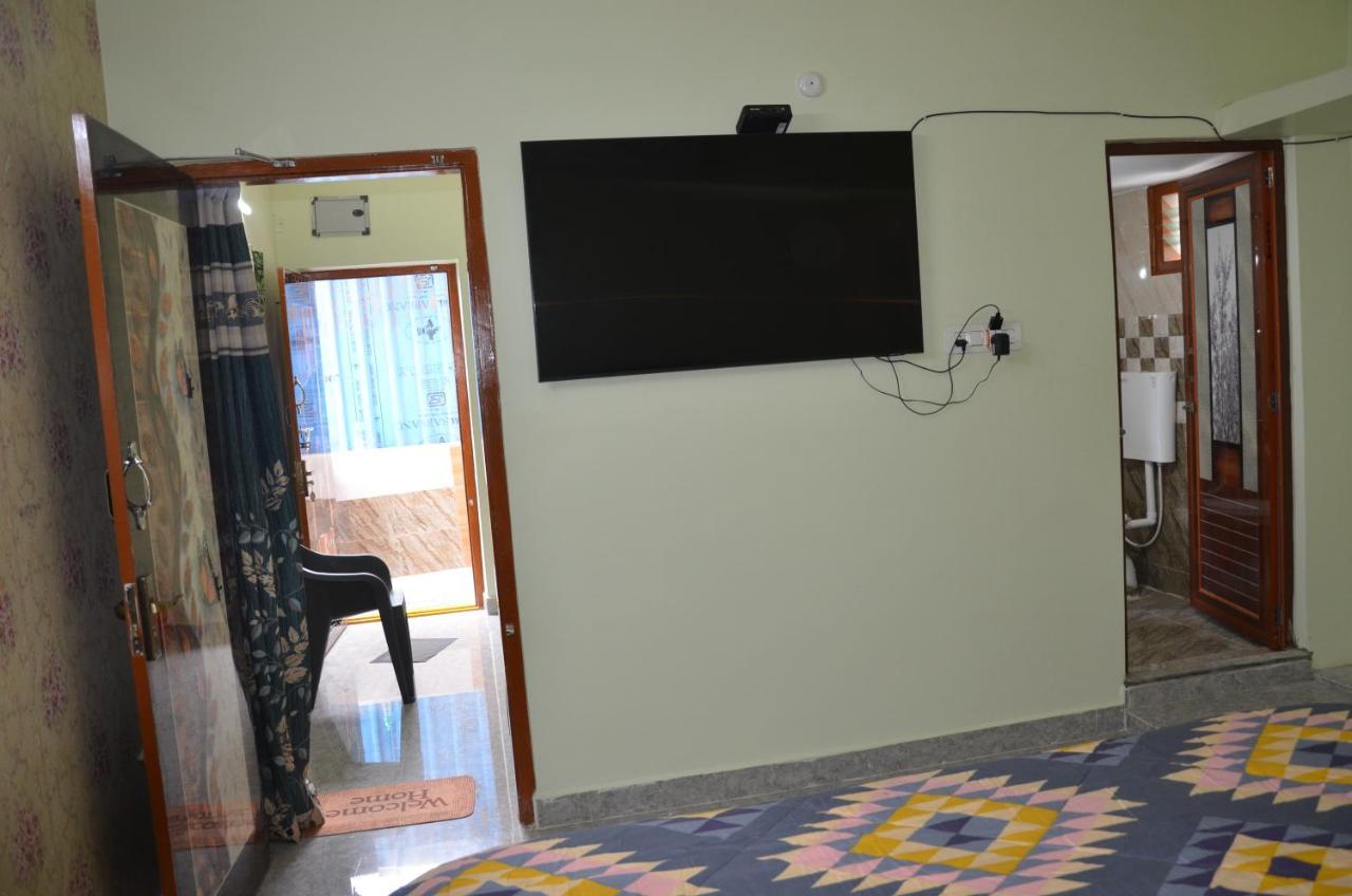 Manohars New Home Tirupati Exterior foto